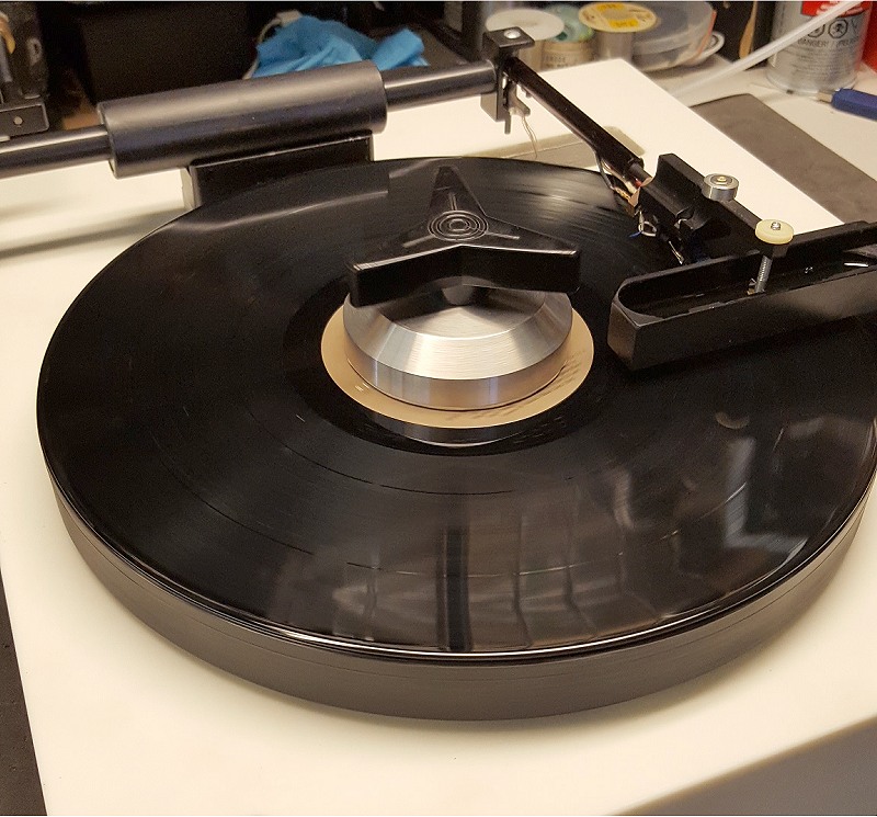Maplenoll air bearing turntable The Audio Annex