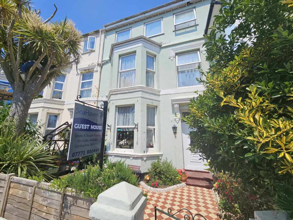 Ware Commercial A spacious 8bedroom licensed HMO/Guest House for sale