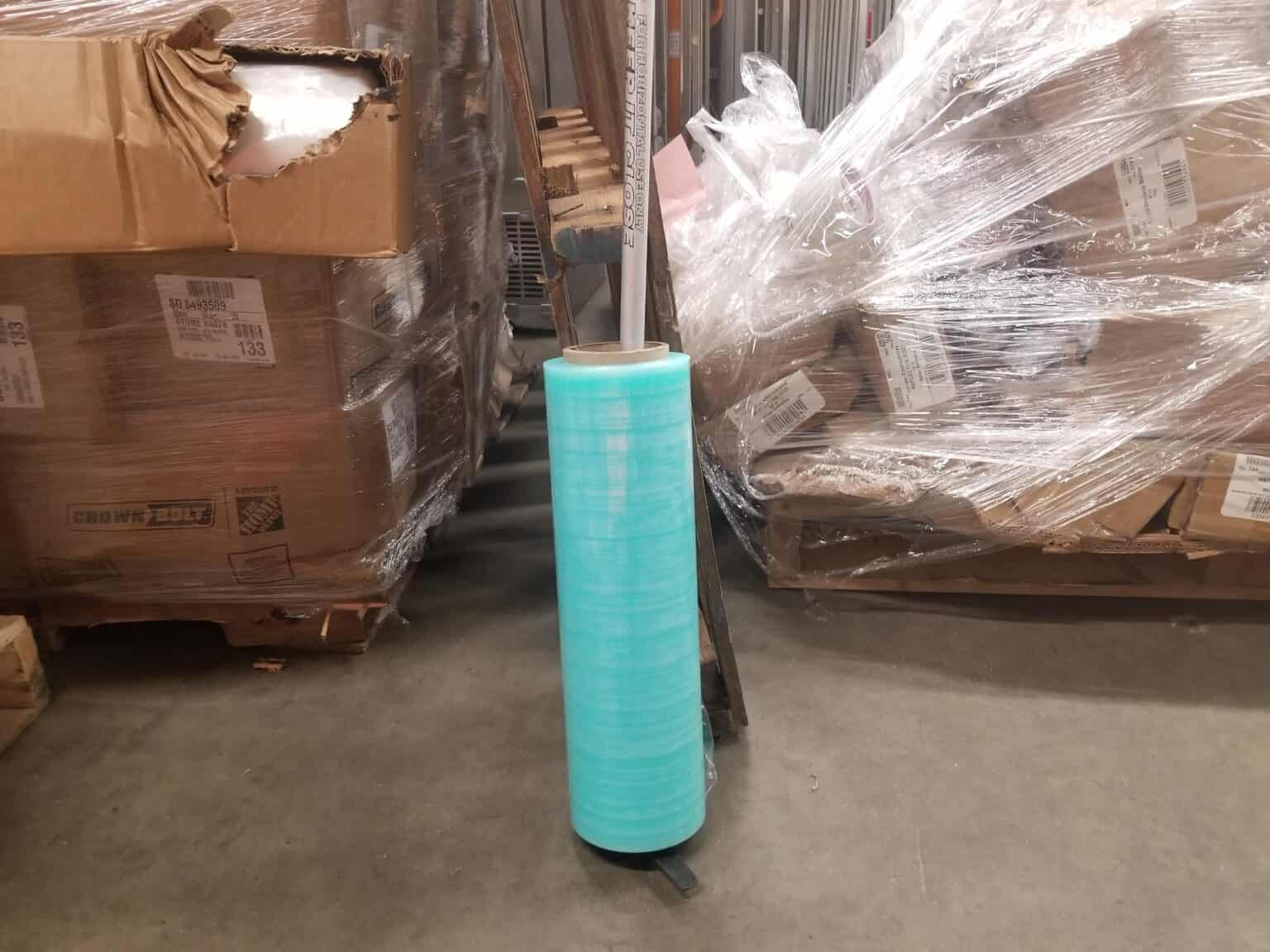 How to Hand Wrap a Pallet warehouse.ninja