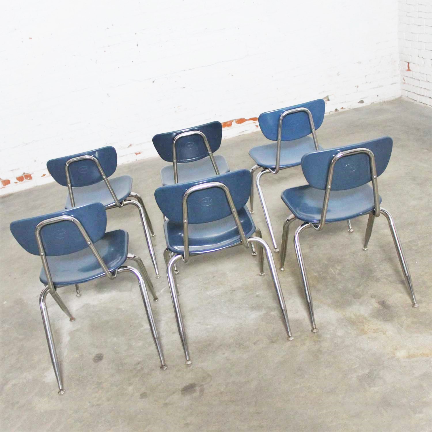 SVirco 3000 Series Hard Plastic and Chrome Chairs in Navy Blue