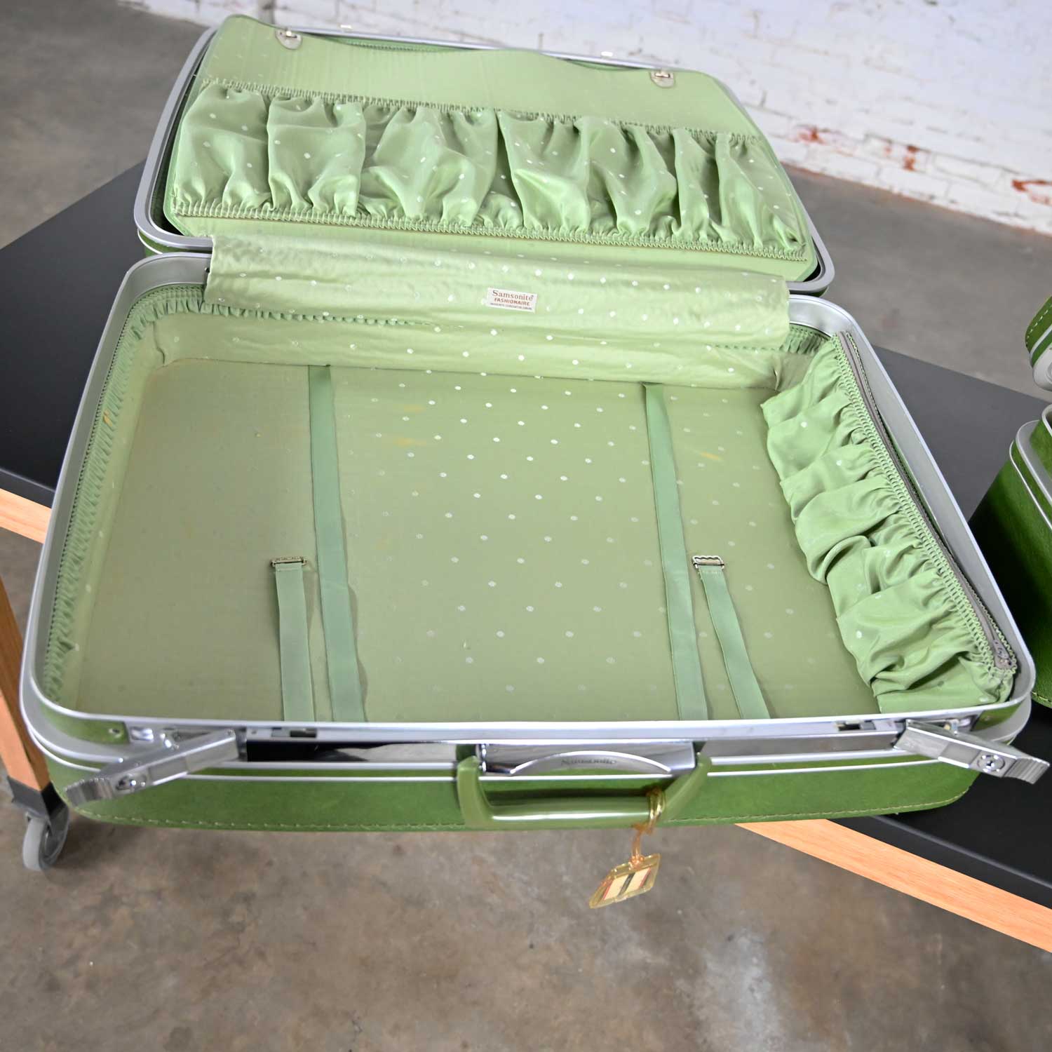 Vintage Green Samsonite Luggage atelieryuwa.ciao.jp