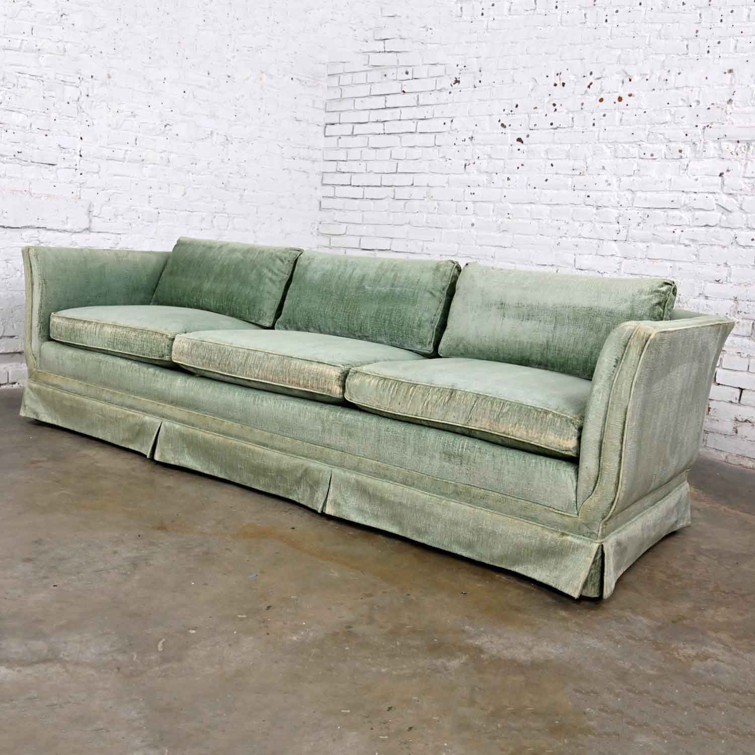 Henredon Sofa Vintage Baci Living Room