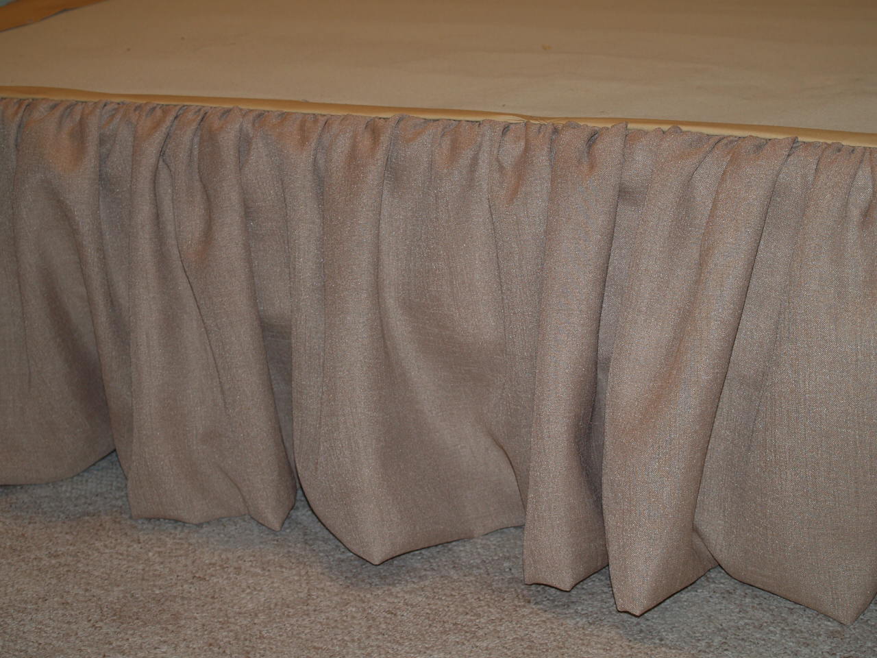 Let's make a gathered dust ruffle Best Fabric Store Blog