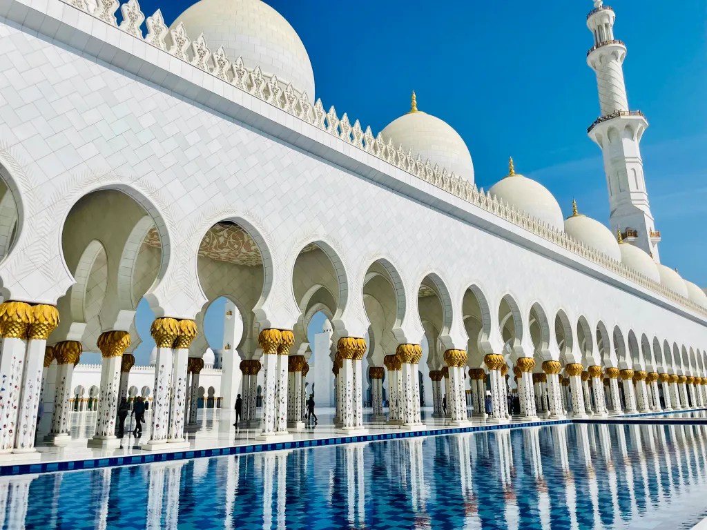 Necessary Information for Visiting the Sheikh Zayed Grand Mosque in Abu