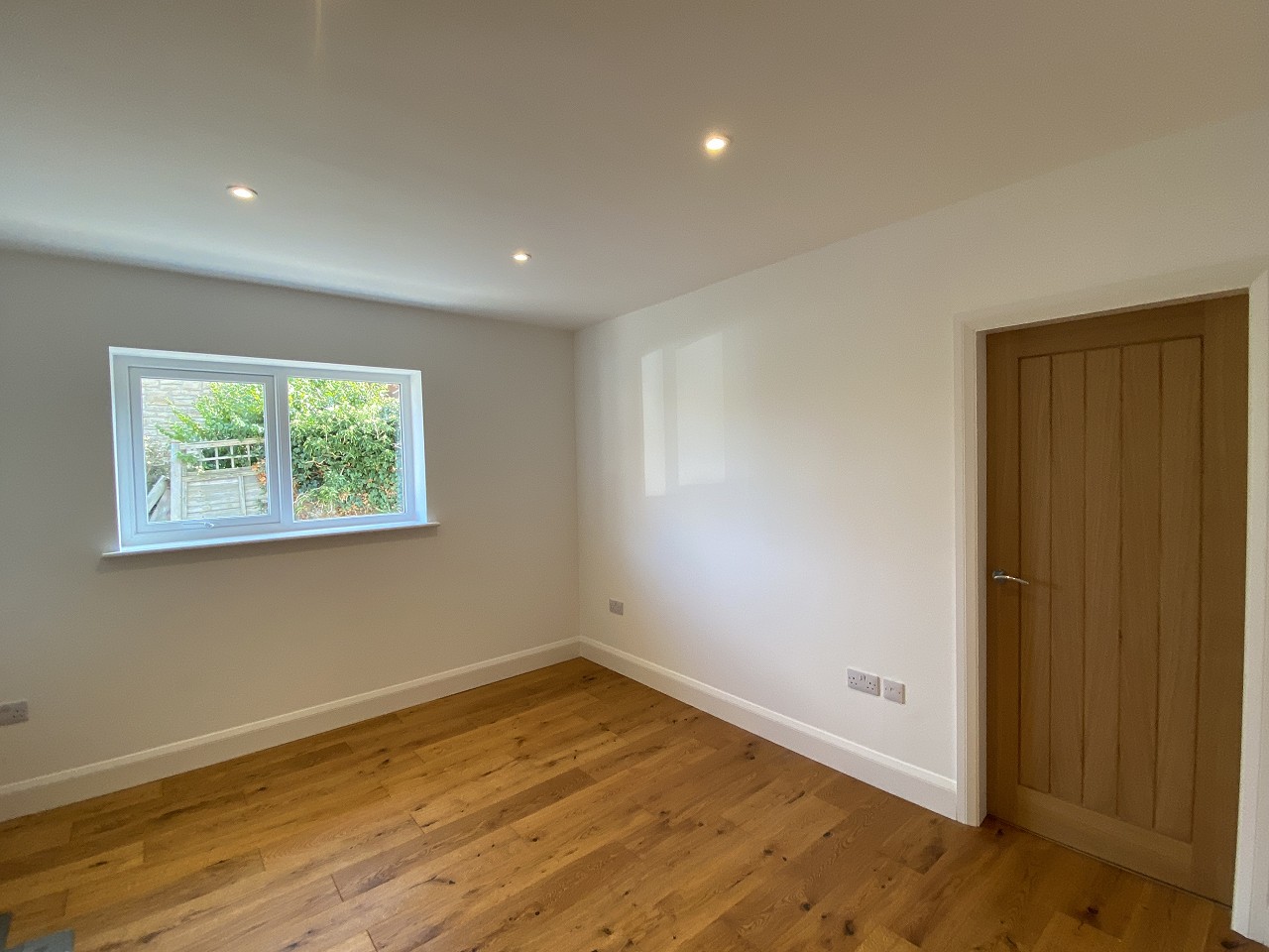 Mulgrave Road, Whitby Waring Building & Roofing