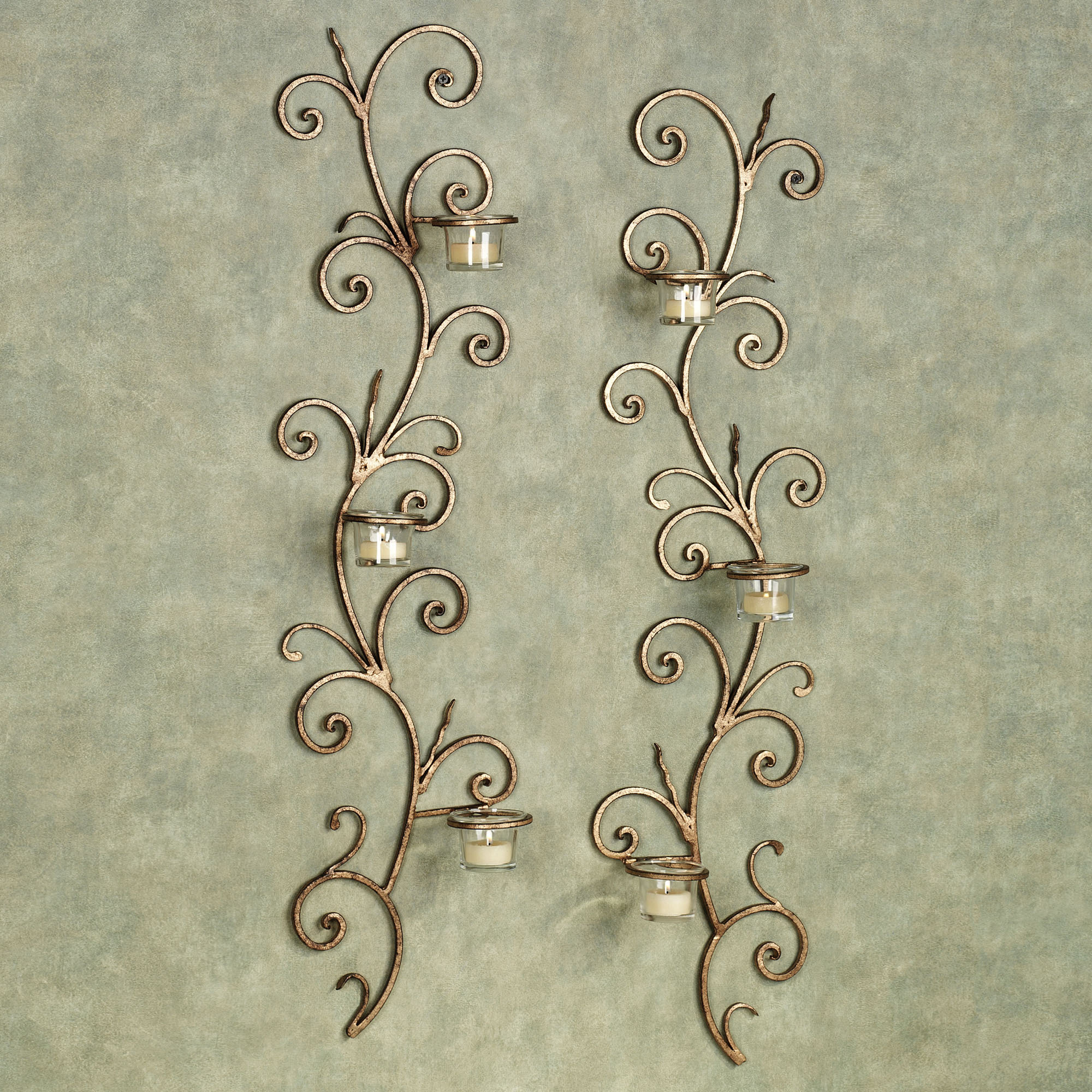 Give your room an interesting twist with candle light wall sconces