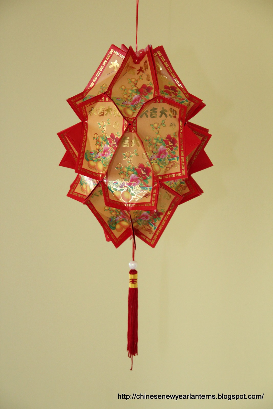 Bring Oriental warmth to your home with Chinese lantern