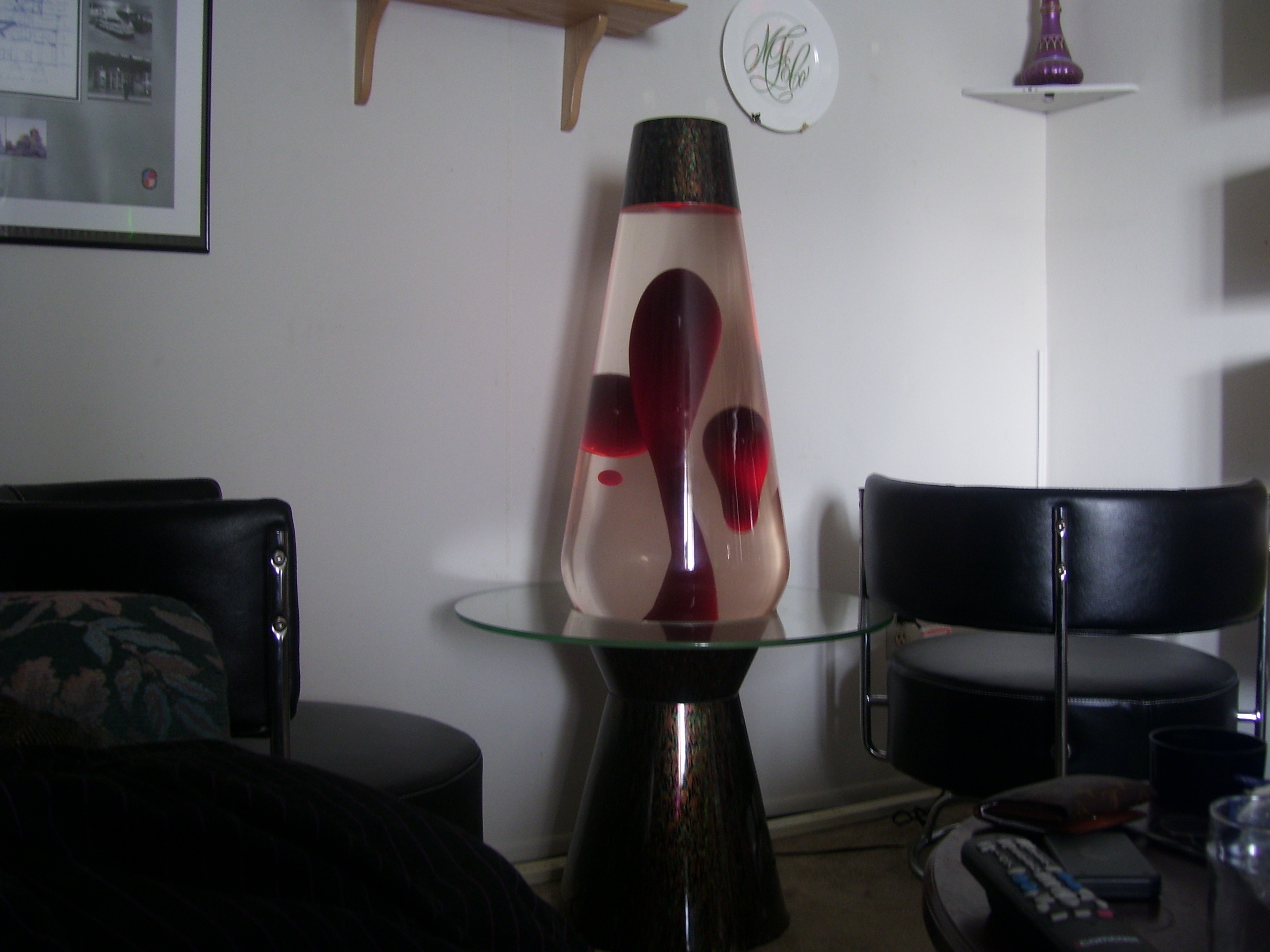 Bring life to your room by illuminating it with a massive Colossus lava