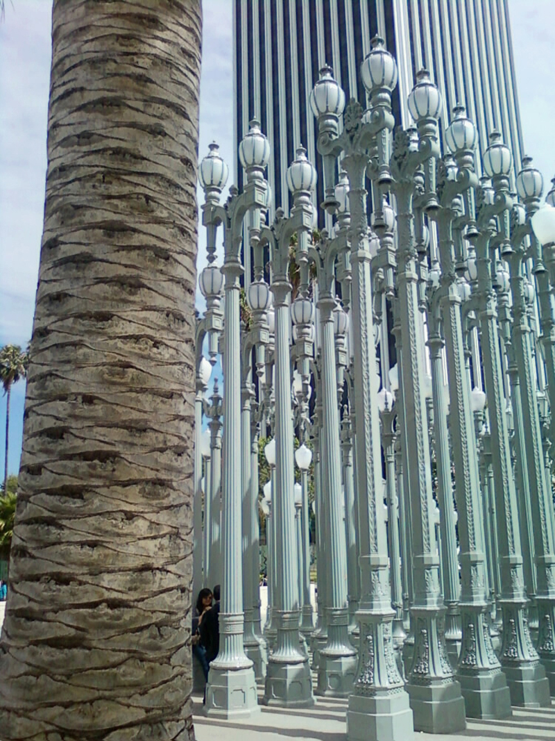 The Los Angeles landmark of light 20 amazing Lacma lamps Warisan