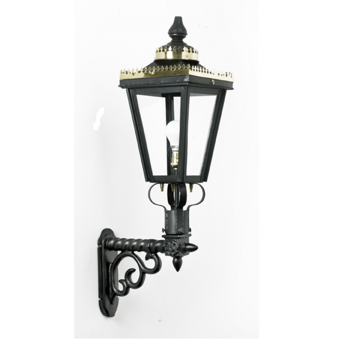 Know How To Experiment With Victorian wall lights To Create The Desired