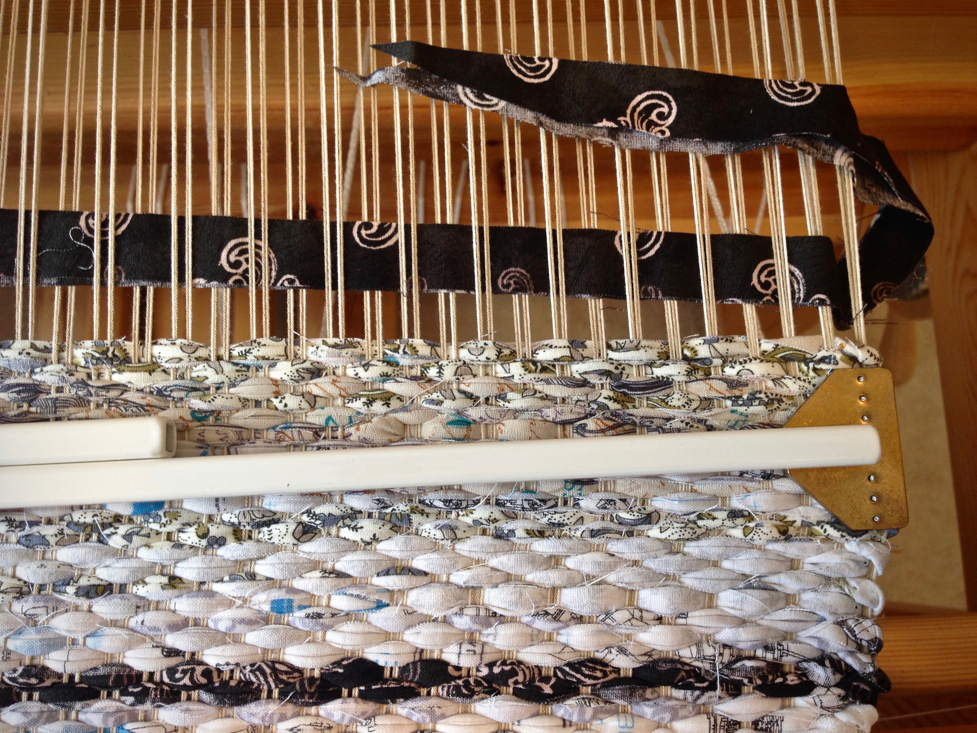 Simplest Rag Rug Stripe Warped for Good