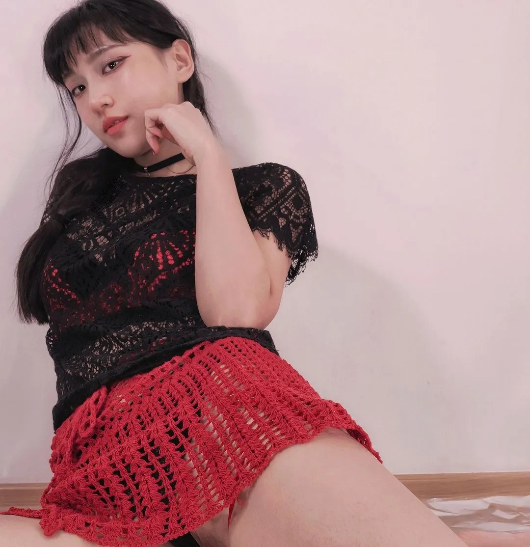 เปิดวาร์ป June Liu ดาว Onlyfans กระแสแรง หุ่นสุดสะเด่าขยี้ใจหนุ่ม ๆ - เปิดวาร์ป onlyfans สาวสวย