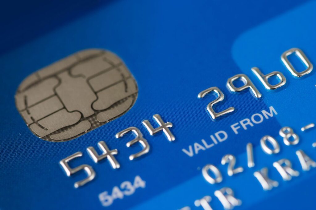 Fidelity Rewards Visa Card to Drop Auto Rental and Extended Warranty