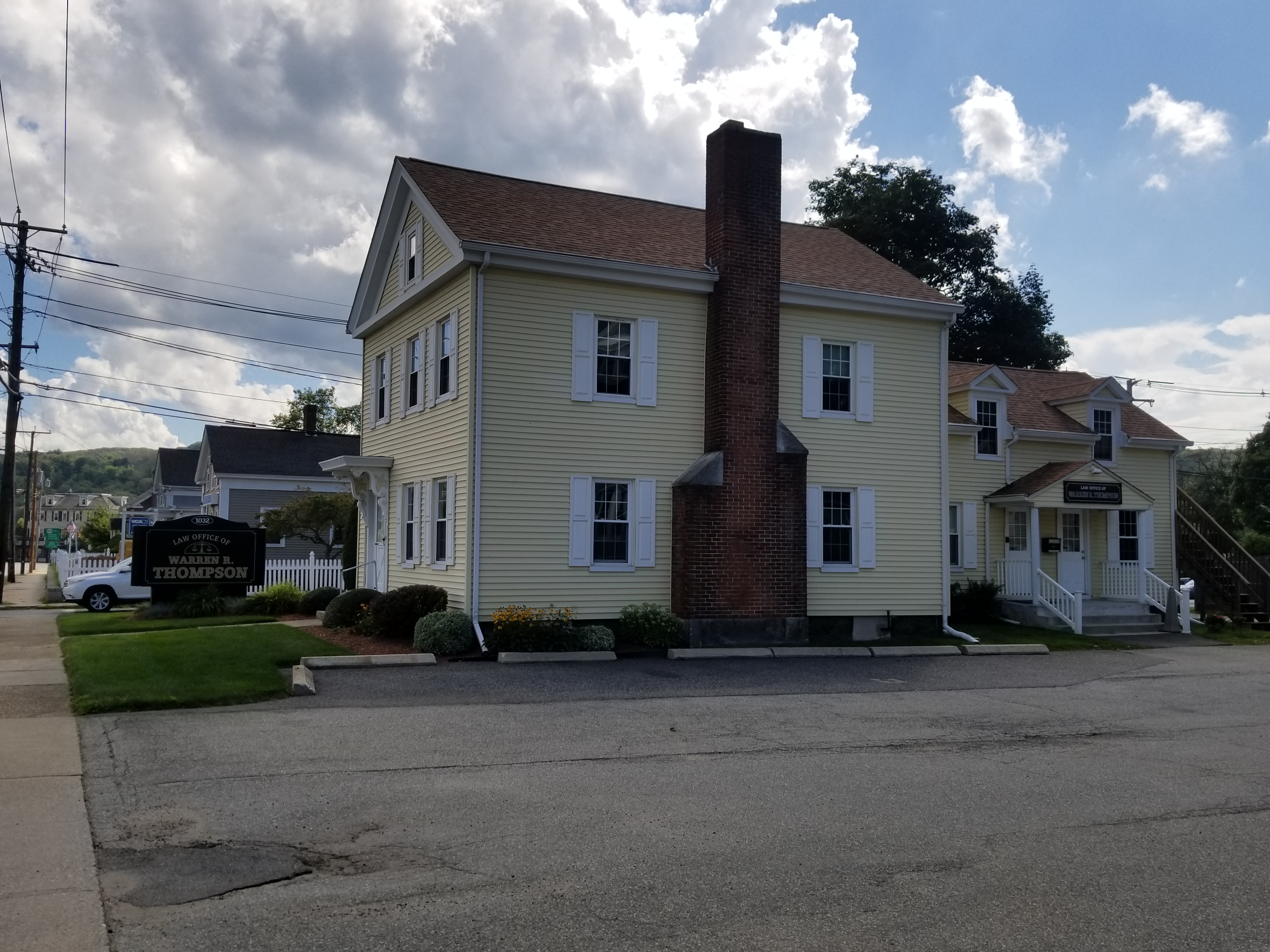 Contact the Law Offices of Warren R. Thompson