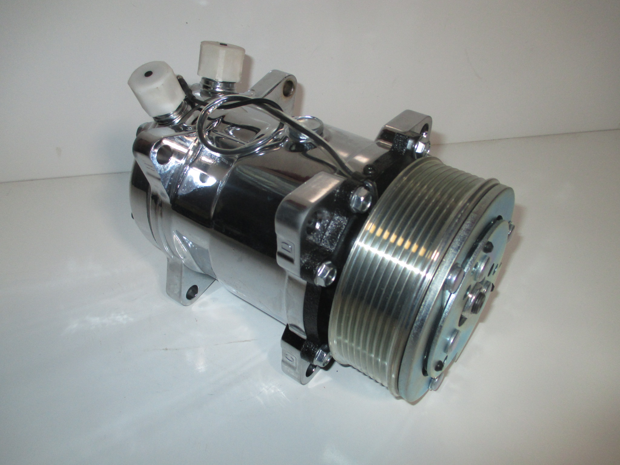 Sanden 508 Style Air Conditioning Compressor Serpentine Belt Chrome w