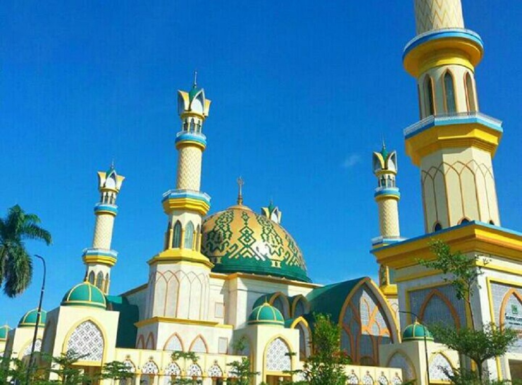 Kenapa Lombok Dijuluki Pulau Seribu Masjid? Kenapa Lombok Dijuluki Pulau Seribu Masjid?