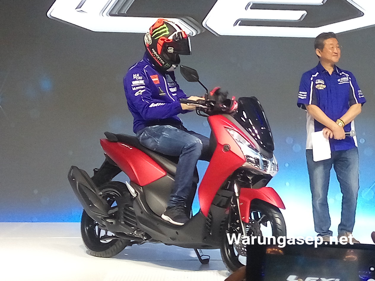 Yamaha Lexi 125 Dan Yamaha Lexi S 2018 Resmi Dirilis Oleh Rossi Dan