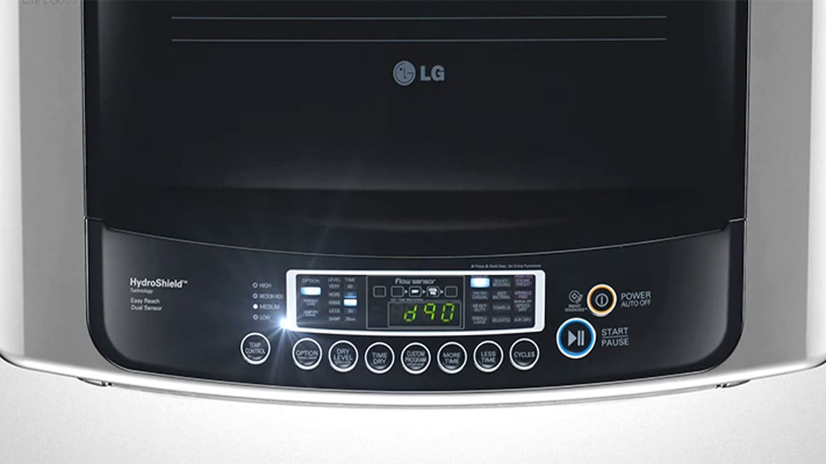 Cleaning a clog in an LG dryer when error D80 is displayed