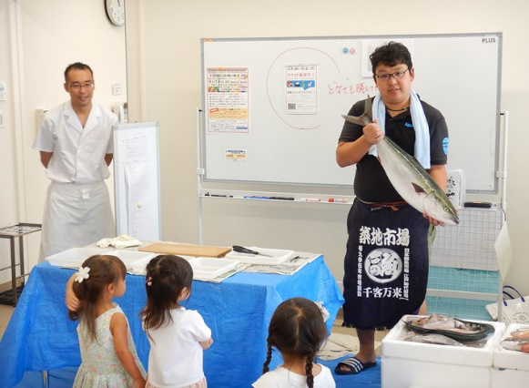 おいしくてためになるお魚の教室「お魚さばき方教室」 一般社団法人和食文化国民会議｜Washoku Japan