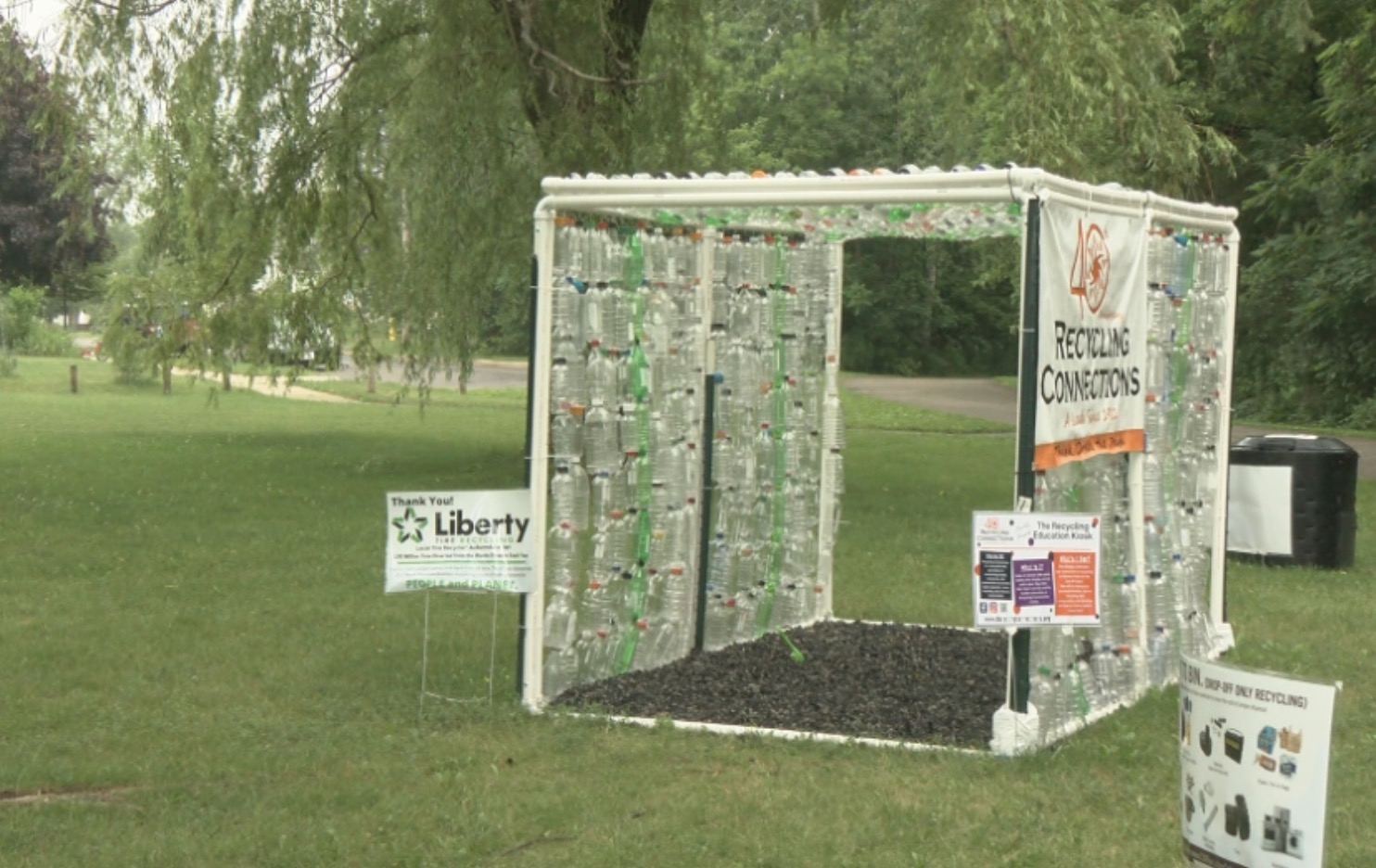 New Kiosk in Stevens Point, WI Promotes Importance of Waste Reduction