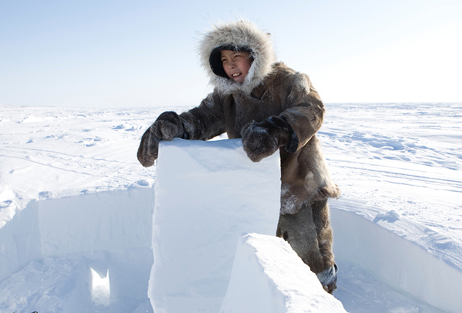 How to Build a Traditional Inuit Igloo