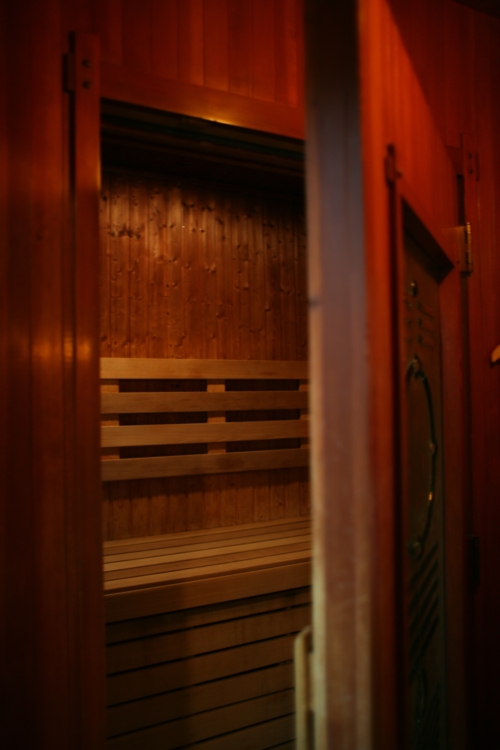 One Pine Private Hot Tub Room Sauna Watercourse Way Palo Alto