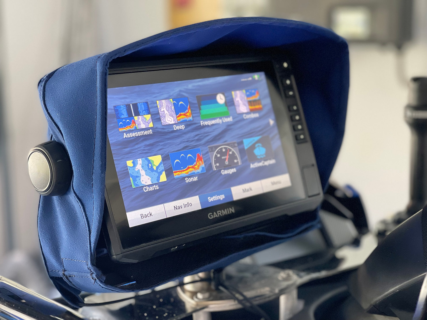 Jetcast Offers Rusler AllWeather Garmin GPS Sounder Cover The