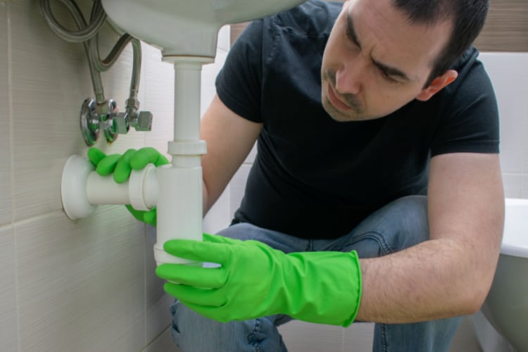 5 Reasons Why Your Tap Water is Brown