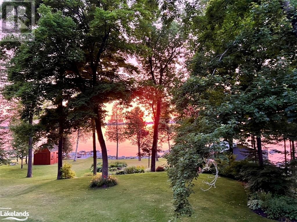 Meaford ChaletStyle Home on Bay Waterfront Property