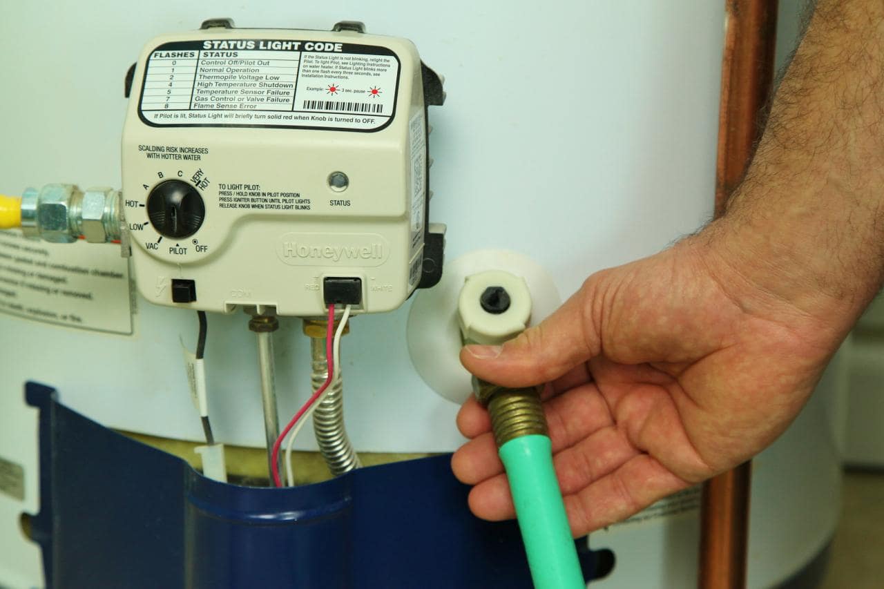 How To Drain A Water Heater 10 Right Ways 2021