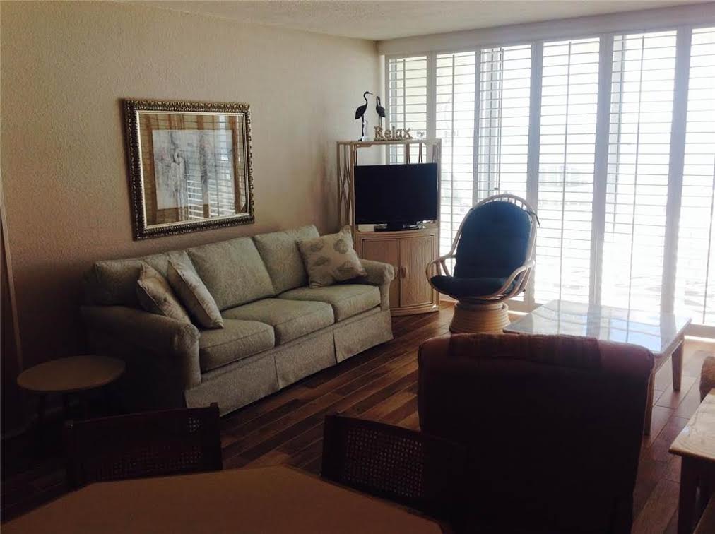 Gallery Water's Edge Resort