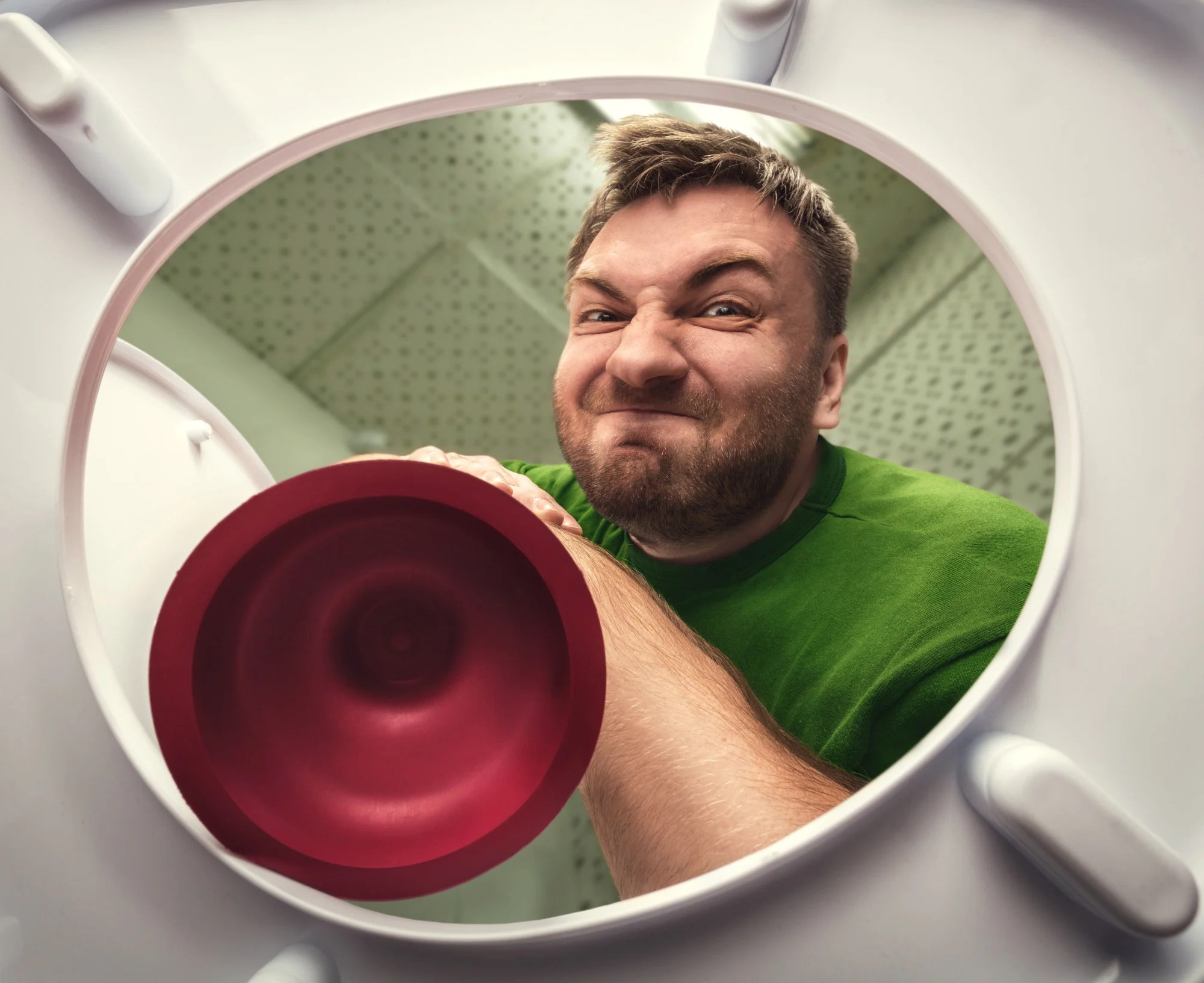 When Should You Call a Plumber For a Clogged Toilet?