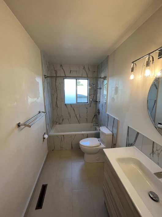 Killarney Tiled Tub Surround Edmonton Water Works Bathroom Renovations