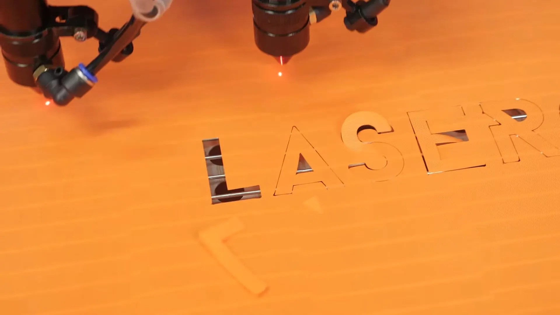 Leather Laser Engraving & Cutting Machine Wattsan