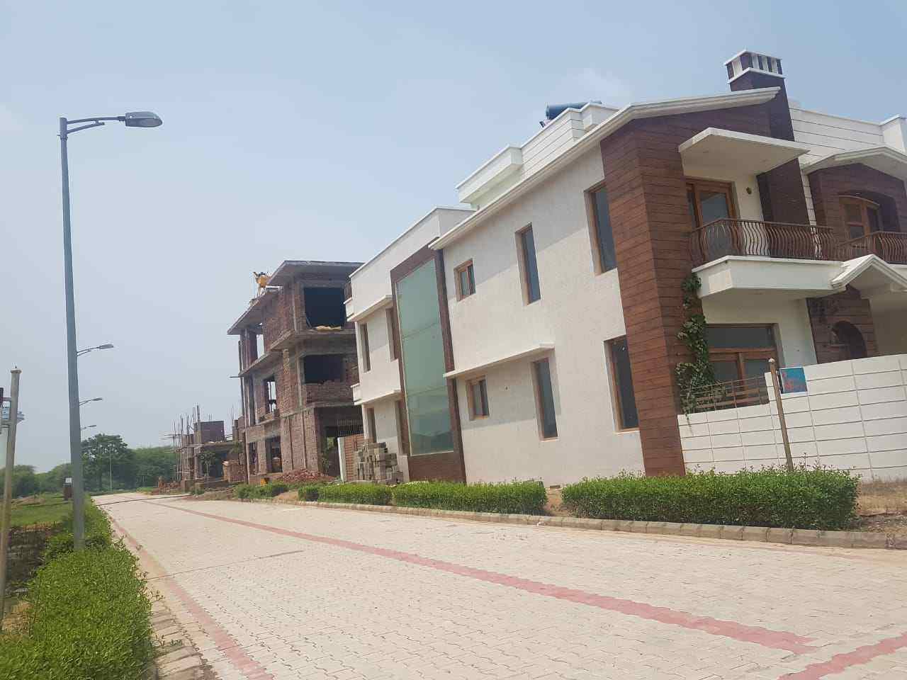 Wave Estate Mohali Plots, Flats, Showrooms, Floors at Wave Estate