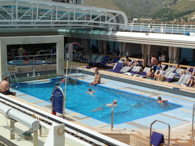 Holland America Line Nieuw Amsterdam Cruise: Day 7 Sea Day | Wavejourney