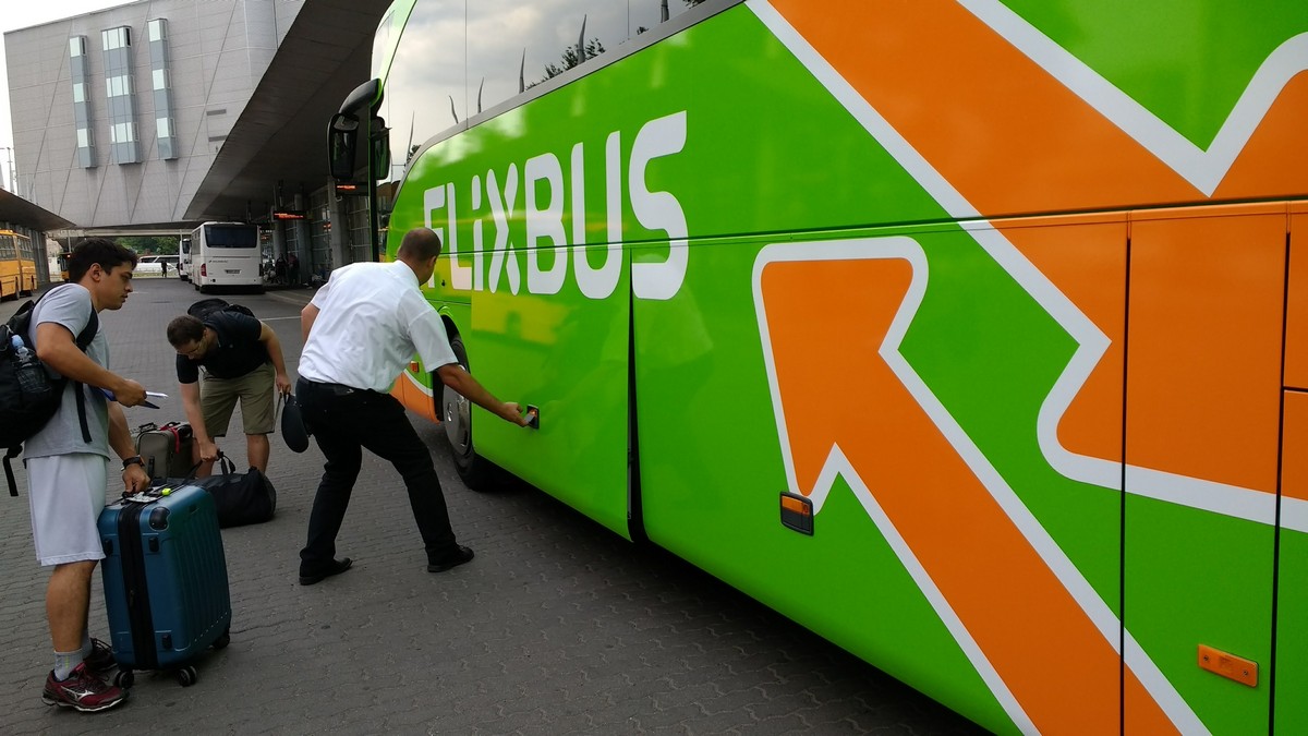 WJ Travel Tip FlixBus Review Cheap Bus Travel in Europe WAVEJourney
