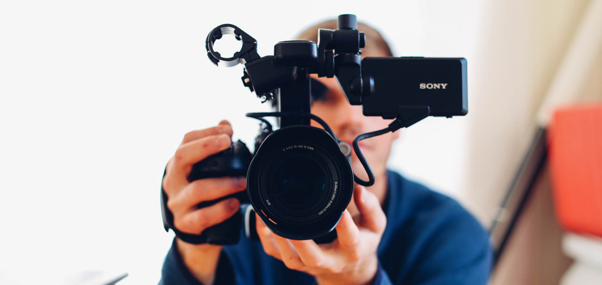 What Gear You Need to Get Started With Vlogging Focus Camera