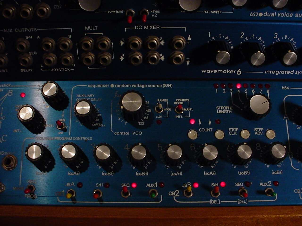 Wavemakers kb electronic music instrumentation modular synthesizer