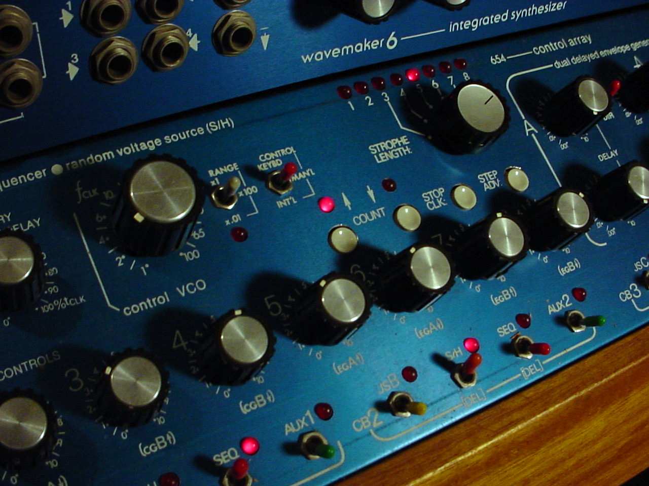 Wavemakers kb electronic music instrumentation modular synthesizer