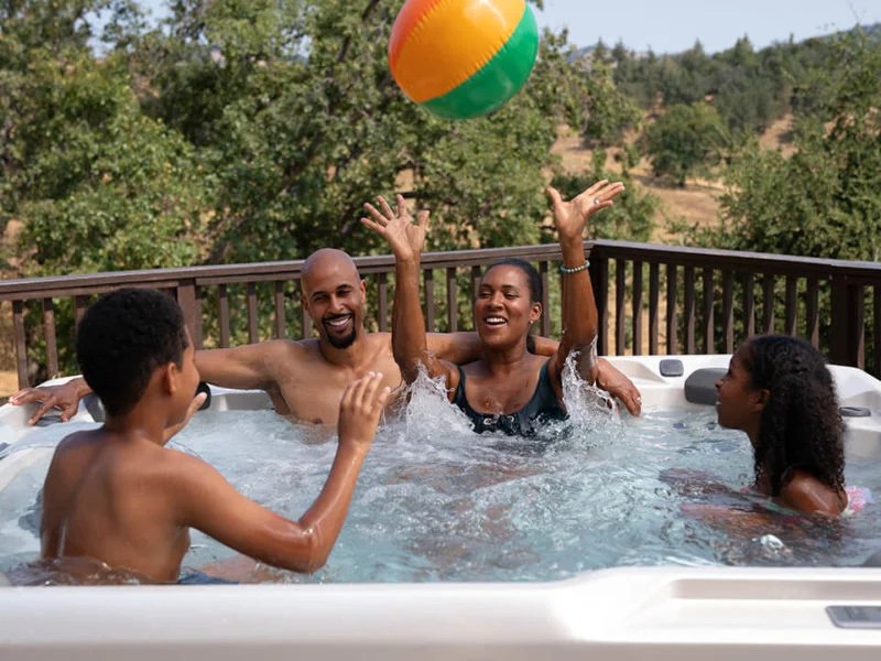 The Benefits of Spending Time with Family in a Hot Tub