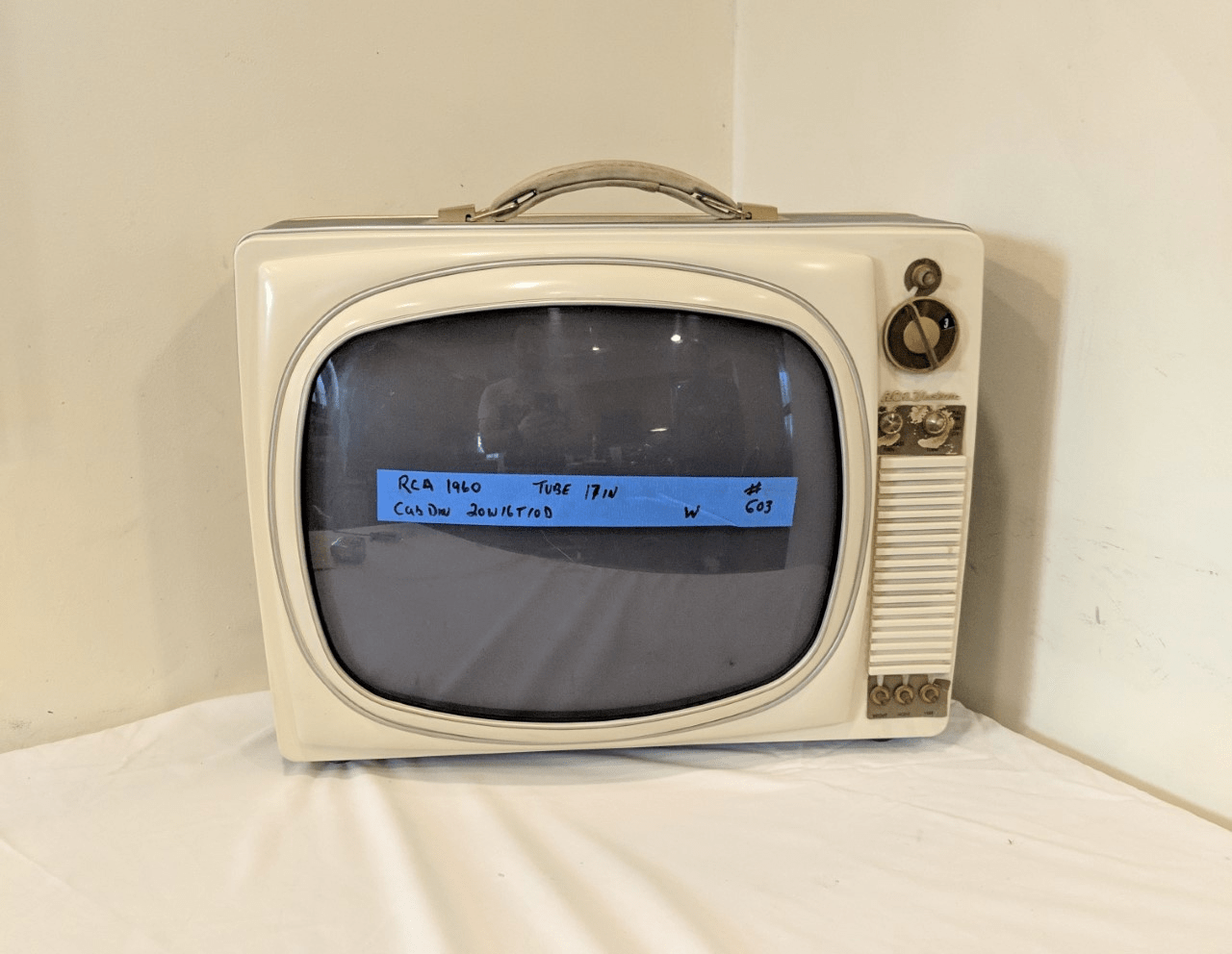 RCA Tv | Waves Radios