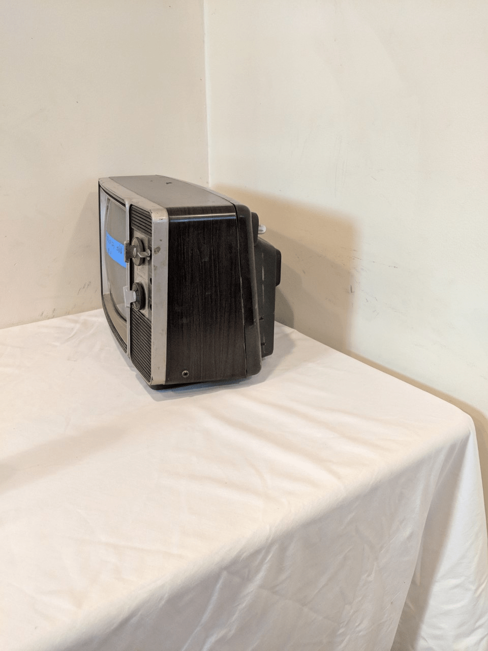 Zenith Tv | Waves Radios