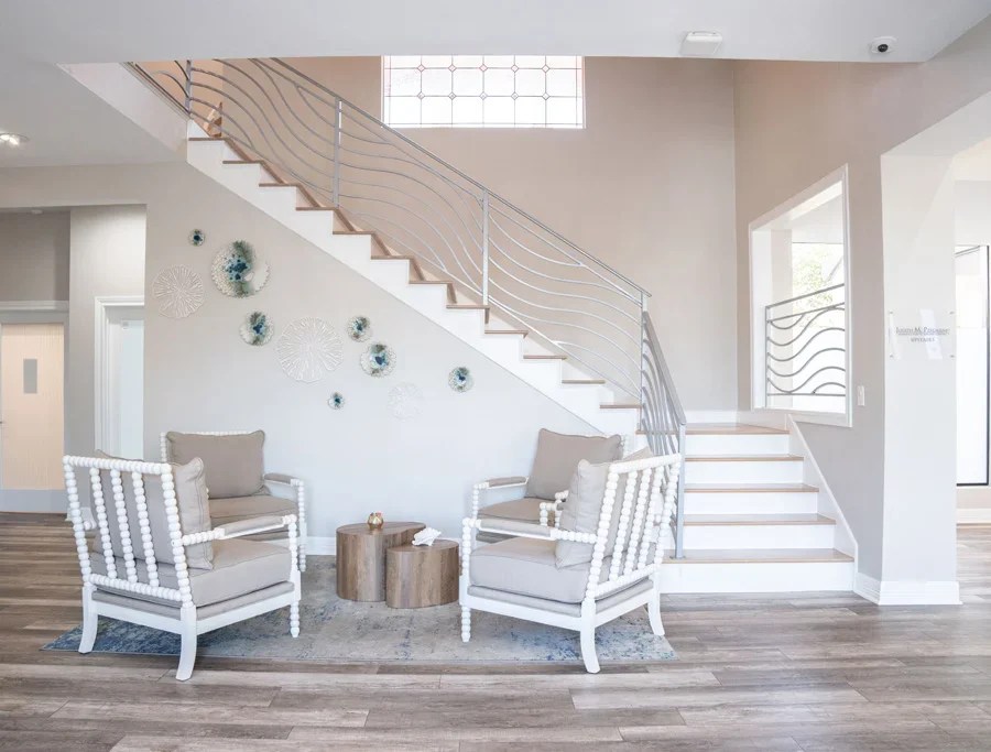 Waves Salon Hair Salon In The Woodlands