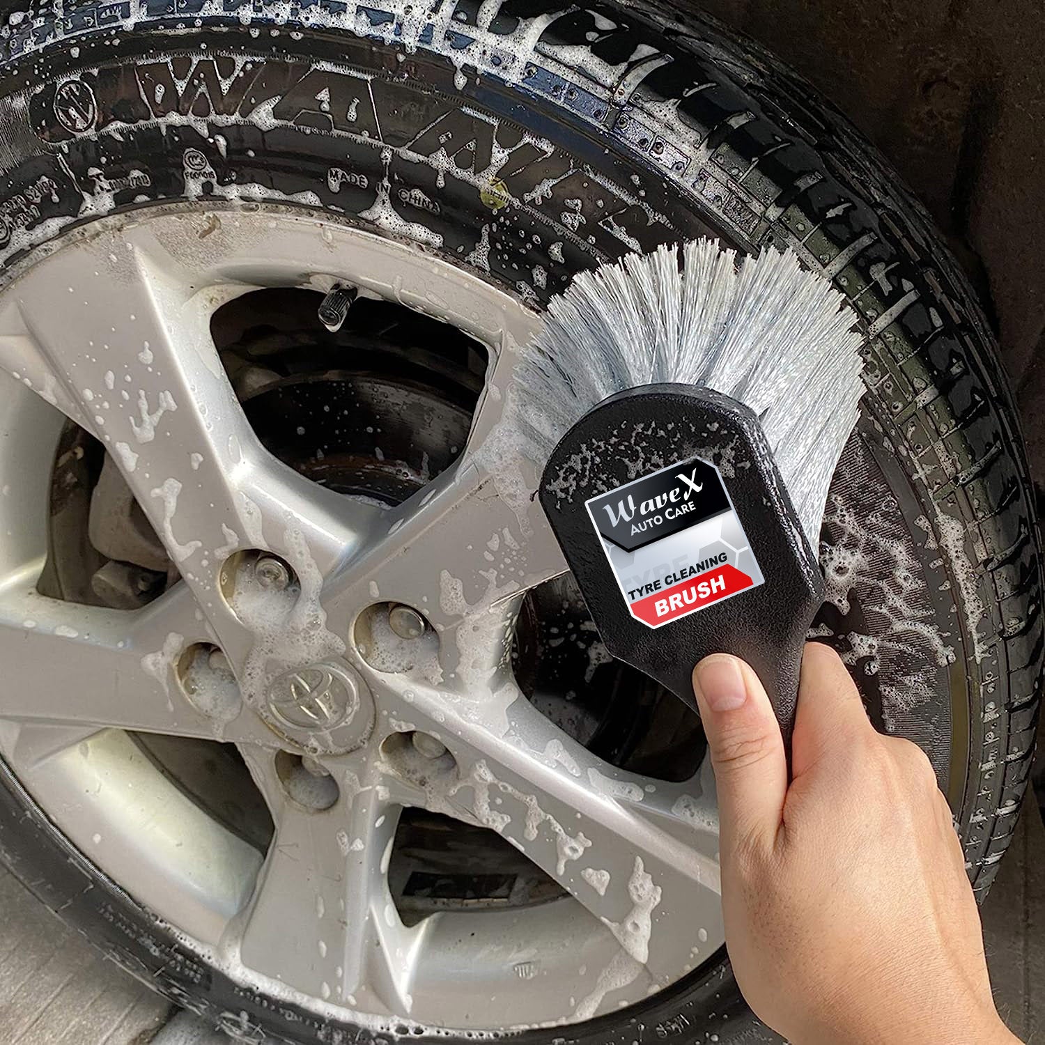 Tyre Cleaning Brush Effective Bristles for Spotless Tyres Comforta