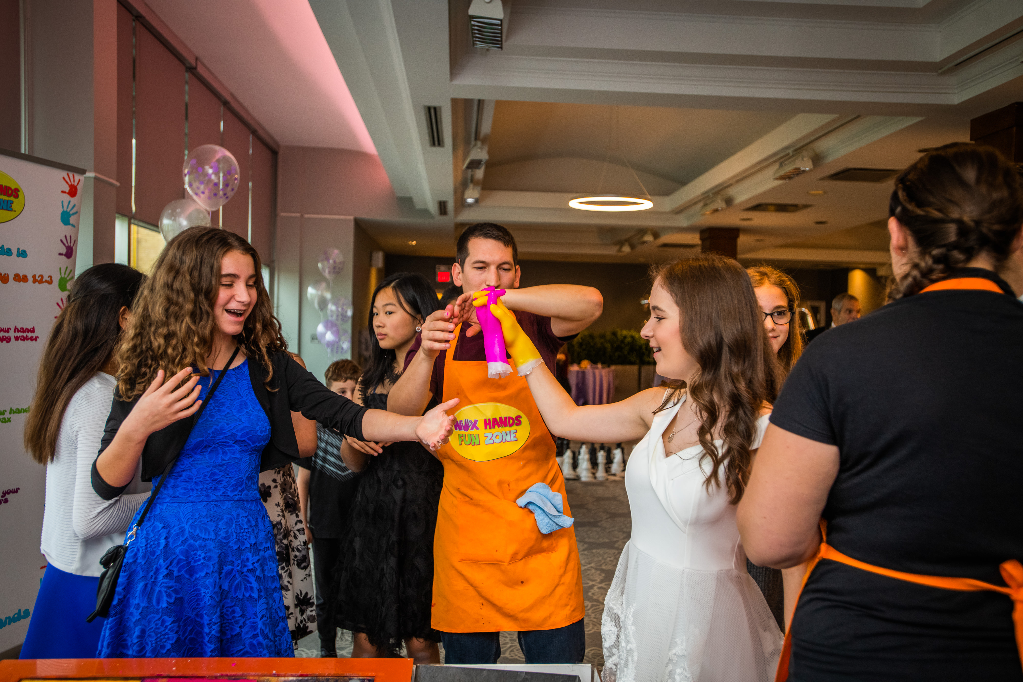 Gallery Wax Hands Fun Zone