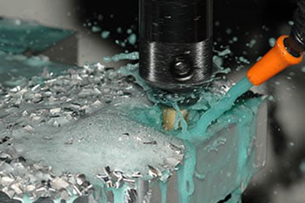 Choosing The Right CNC Coolant For Aluminum Milling
