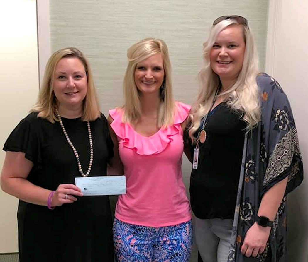 Smith & Adams Family Dentistry Donates to Foundation Wayne Community