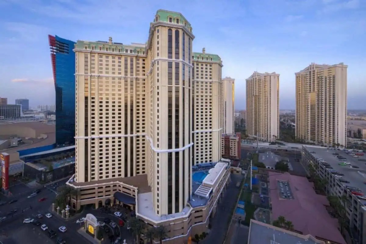 The 14 Best Hotels Off The Strip In Las Vegas In 2024 WaytoStay