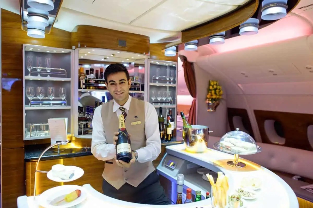 The 12 Best First Class Airlines [2024 Guide] WaytoStay